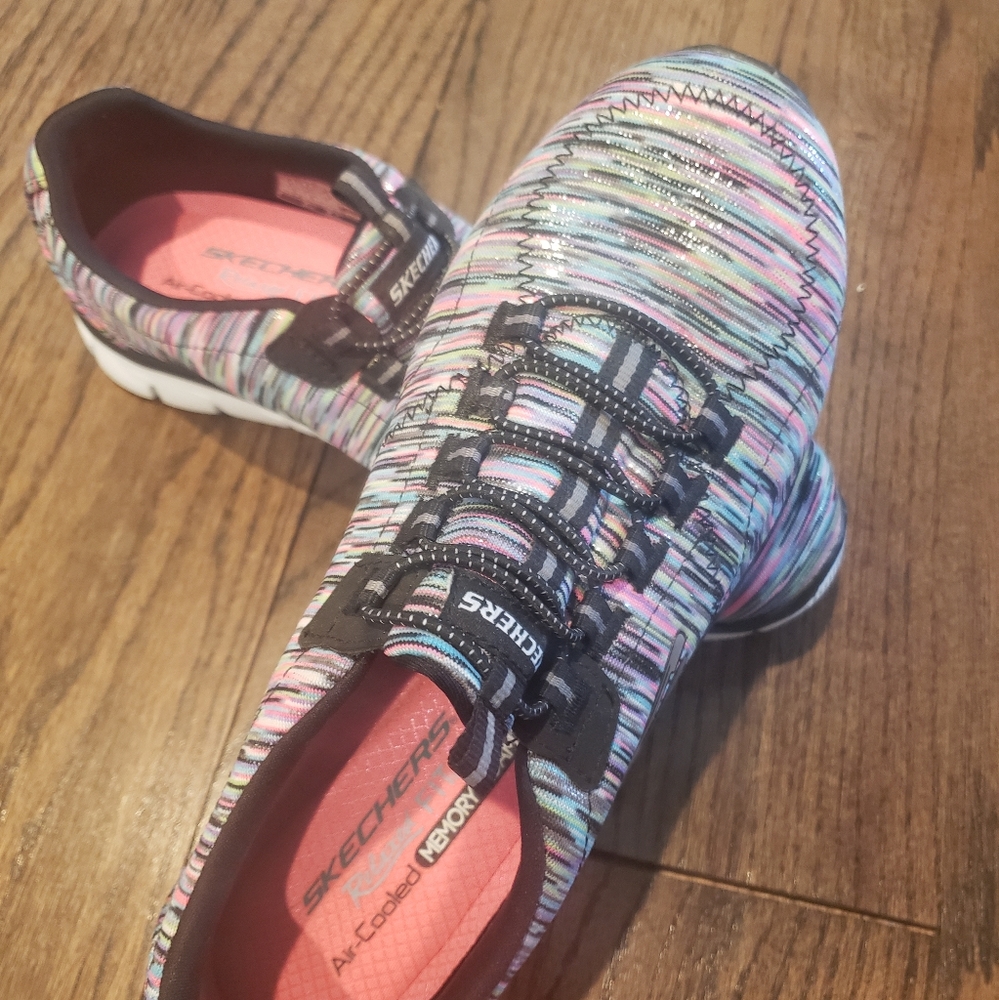 Skechers shoes
